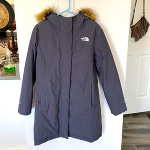 North face Womens Arctic Parka